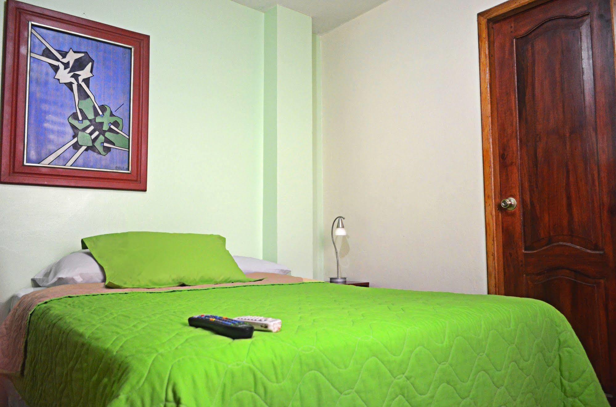 Pensión North Star Guayaquil